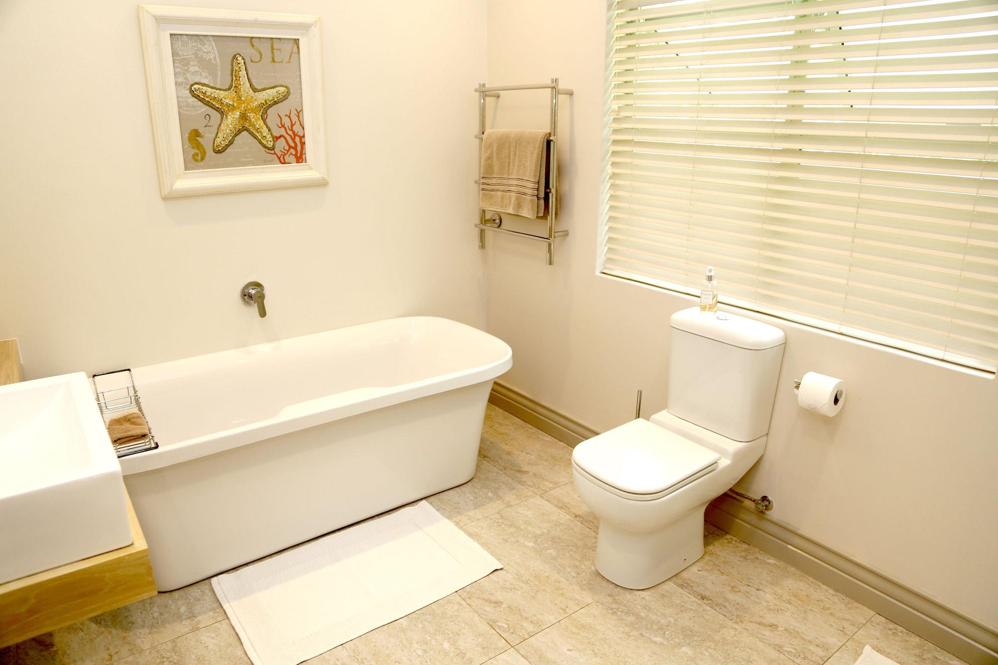 Kingsmead Guest House Хараре Экстерьер фото