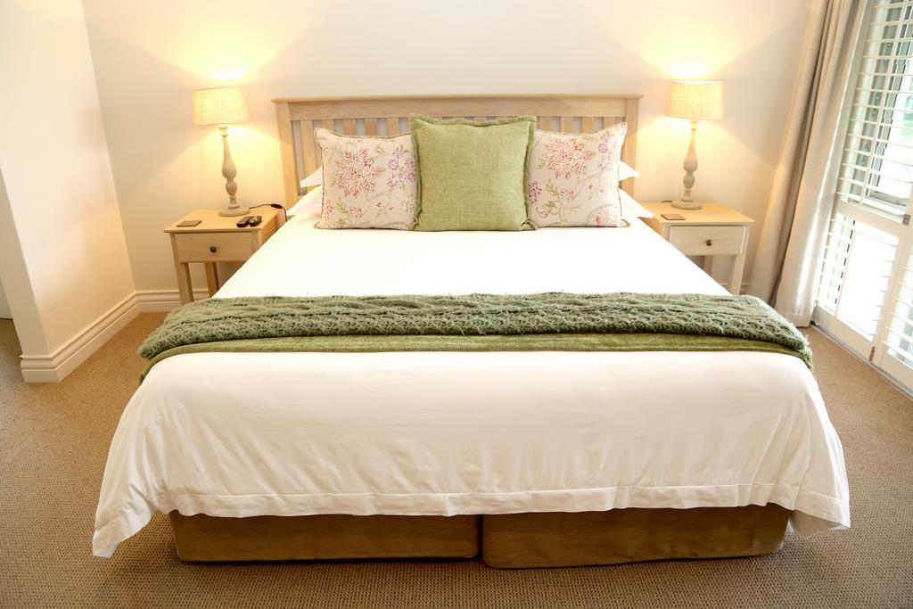 Kingsmead Guest House Хараре Экстерьер фото