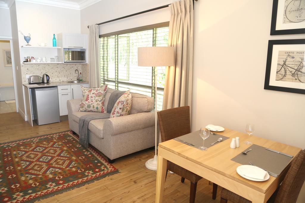 Kingsmead Guest House Хараре Номер фото